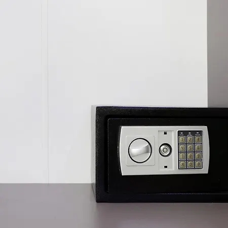 Dionysia S6 アパート アリカナス