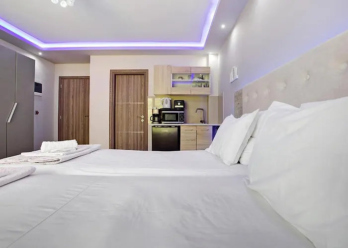 Dionysia S6 Αλυκανάς